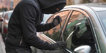 Ragusa, la Polizia denuncia 4 catanesi in trasferta per rubare automobili