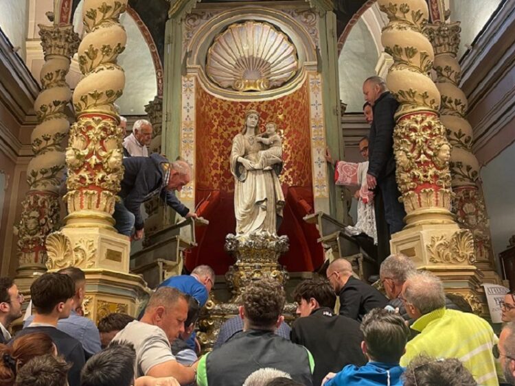 Il Rito della Svelata a Chiaramonte ha avviato i festeggiamenti in onore della Regina e Patrona