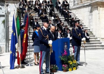 La Questura di Ragusa ha celebrato la ricorrenza del 172° Anniversario della Fondazione della Polizia di Stato