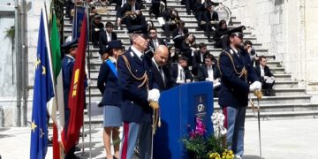La Questura di Ragusa ha celebrato la ricorrenza del 172° Anniversario della Fondazione della Polizia di Stato