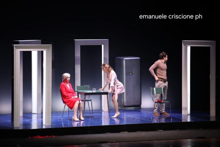 Lunetta Savino al Duemila: ha portato in scena l’intrigante “La Madre”