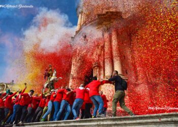 Festa di San Giorgio a Modica, a decine di migliaia le presenze