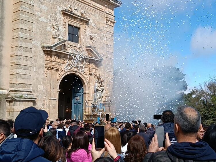 Il Rito della Svelata darà il via ufficiale ai festeggiamenti, a Chiaramonte Gulfi, in onore di Maria Santissima di Gulfi