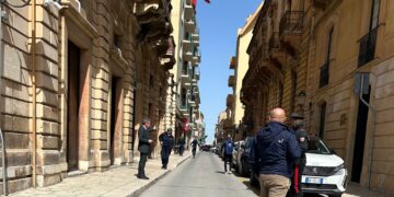 Allarme bomba, evacuato palazzo Iacono a Vittoria