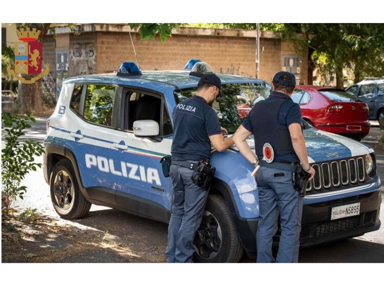 Modica, il Commissariato di P.S. esegue ordinanze di custodia cautelare agli arresti  domiciliari per tre pregiudicati