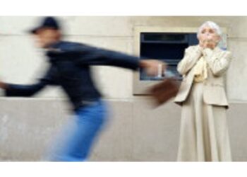 Ragusa, la Polizia ha arrestato tre minorenni tunisini rei di scippi e rapine ai danni di anziani