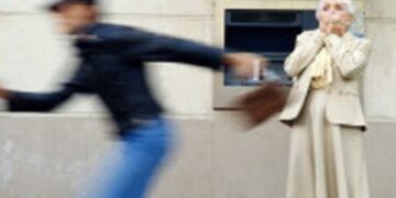 Ragusa, la Polizia ha arrestato tre minorenni tunisini rei di scippi e rapine ai danni di anziani