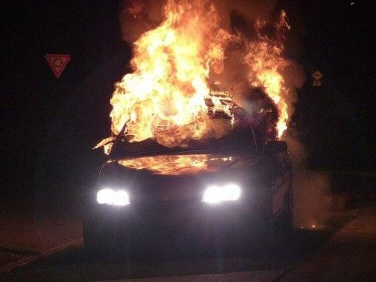 Auto in fiamme a Ibla, sentito il 28enne ragusano finito sotto processo