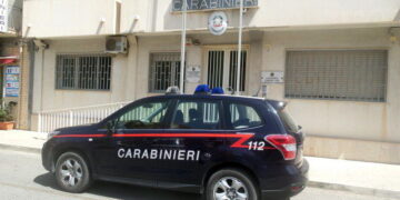 Ruba in una casa a Punta Braccetto, denunciato tunisino di 33 anni