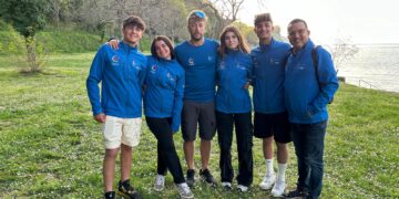 Gli atleti del Circolo velico Kaucana a Izola in Slovenia