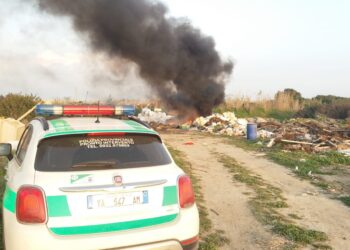 Contrasto alle fumarole, la polizia provinciale di Ragusa denuncia 11 titolari di aziende agricole