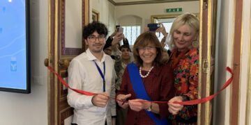 Ragusa, inaugurata la mostra collettiva “Testimoni del tempo”