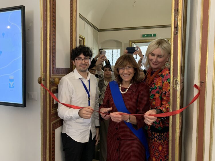 Ragusa, inaugurata la mostra collettiva “Testimoni del tempo”