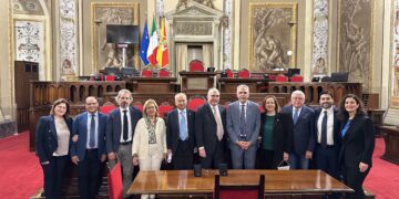 I soci del Lions club Modica in visita a palazzo Reale, sede dell’Ars a Palermo