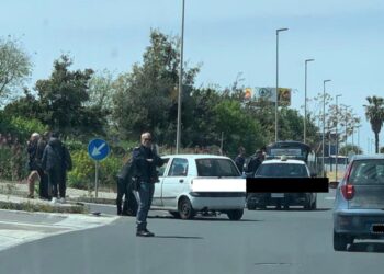 Scontro auto-moto in via La Pira a Ragusa, grave un 14enne