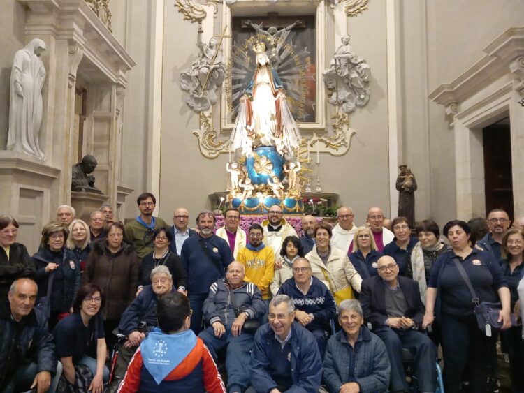 Maria della Medaglia, ieri processione in centro storico a Ragusa
