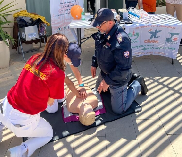 Marina di Ragusa, la Questura alla giornata internazionale dell’infermiere