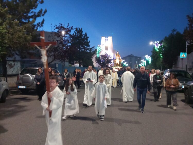 San Giuseppe artigiano, partecipata la festa esterna a Ragusa