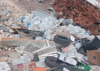 Modica, raccolta abusiva di rifiuti: una denuncia e due mezzi sequestrati