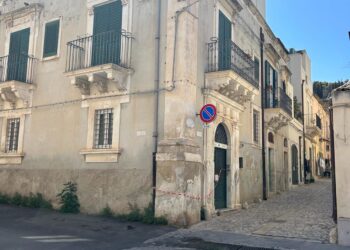 Il 40enne trovato morto a Scicli, arrivano i Ris