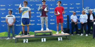 Windsurf, Ragusa sul podio: successo straordinario al trofeo Neirotti sul lago di Garda