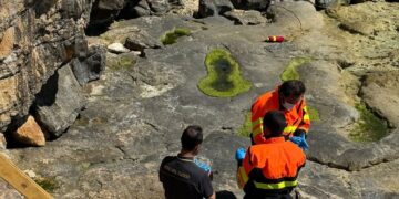 Cava d’Aliga, la salma rinvenuta in mare recuperata dai vigili del fuoco