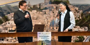 Ragusa, suor Teresa Forcades e l’amore nella diversità