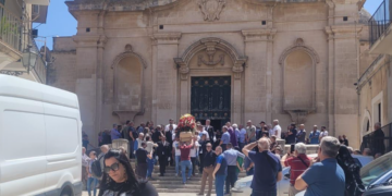 Scicli, questa mattina i funerali di Pino La Guardia