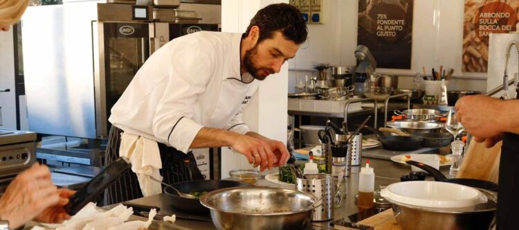 Cuocere ogni alimento nel modo giusto, chef Polato martedì a Ragusa
