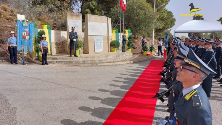 Ispica, la Guardia di Finanza commemora i militari caduti a Porto Ulisse durante l’operazione Husky