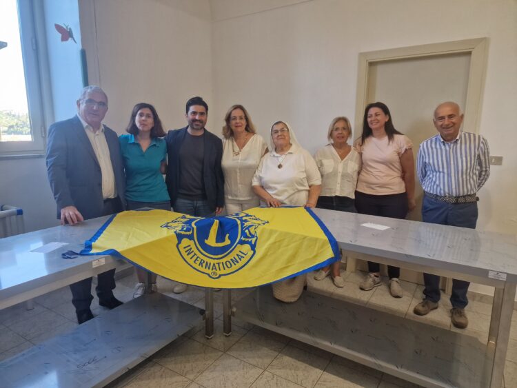 Modica, il Lions club dona attrezzature al laboratorio “GustAmì”