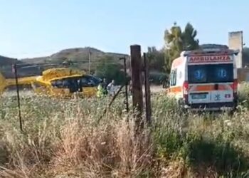 Giarratana, l’ambulanza non può accedere agevolmente alla pista di elisoccorso