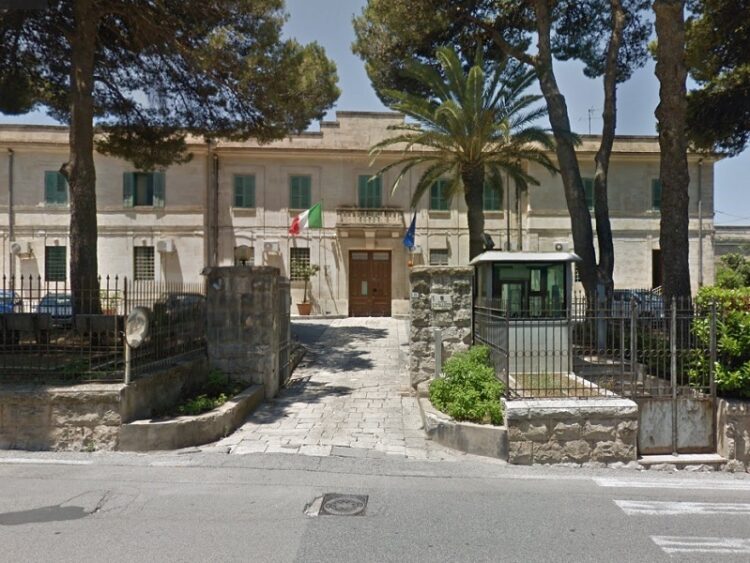 Ragusa, due agenti di polizia penitenziaria in ospedale dopo l’aggressione da parte di un detenuto di nazionalità straniera
