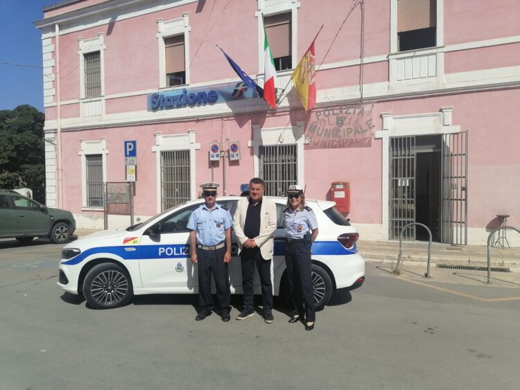 Scicli, una nuova auto per la polizia locale