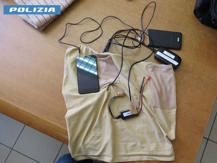 Ragusa, l’esame della patente di guida con l’aiuto da casa