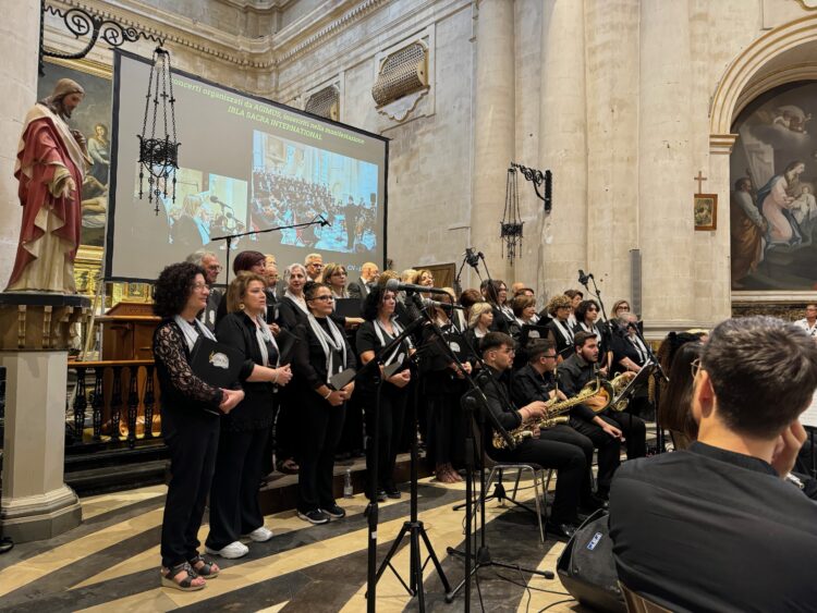 Il coro polifonico Cantus Novo ha celebrato in musica i dieci anni di attività