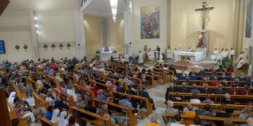 Comiso, la festa di Sant’Antonio di Padova e il solenne pontificale presieduto dal vescovo La Placa