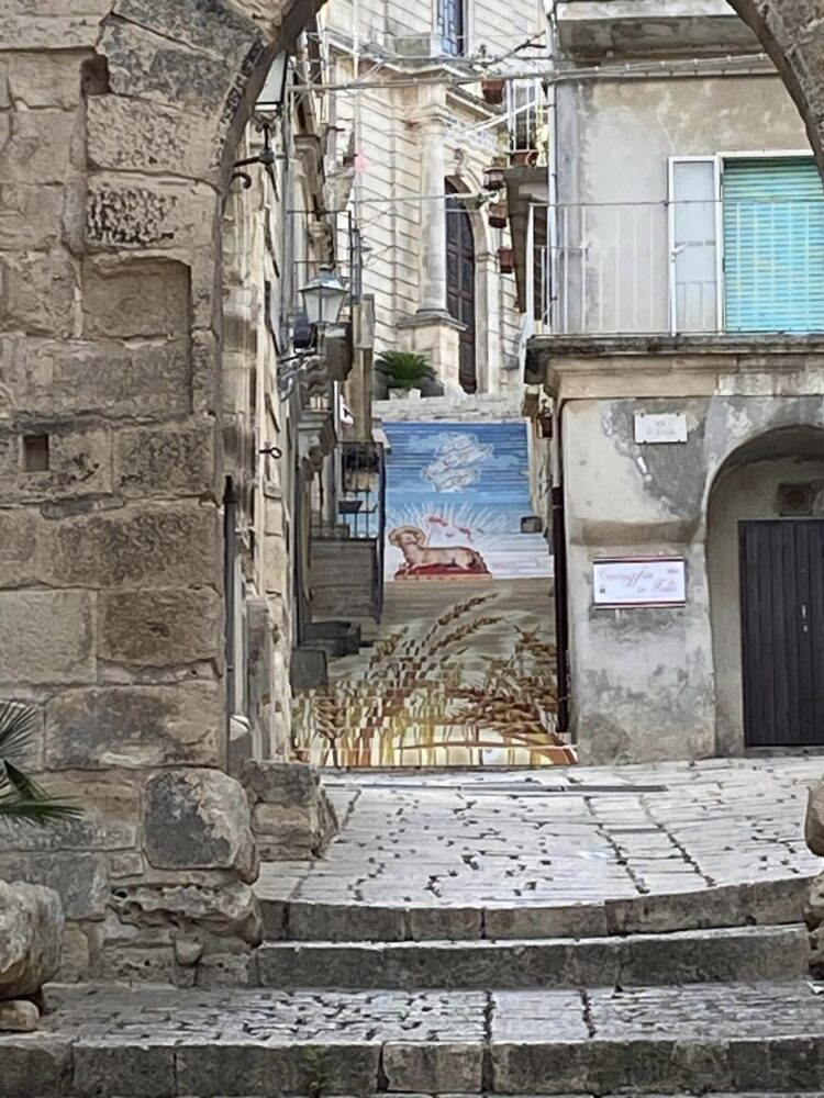 Chiaramonte, inaugurata la scalinata artistica in onore di San Giovanni