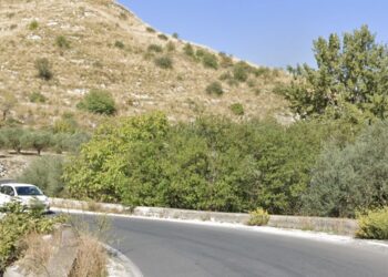 Giarratana, perde il controllo della moto e con la passeggera finisce nella scarpata sottostante