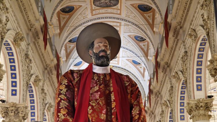 Modica, presentato il primo “santone” di San Pietro