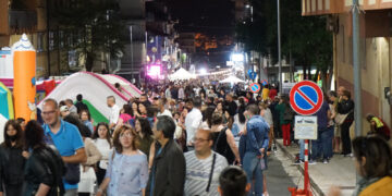 Ragusa, domani sera c’è Platani in festa. Divertimento assicurato