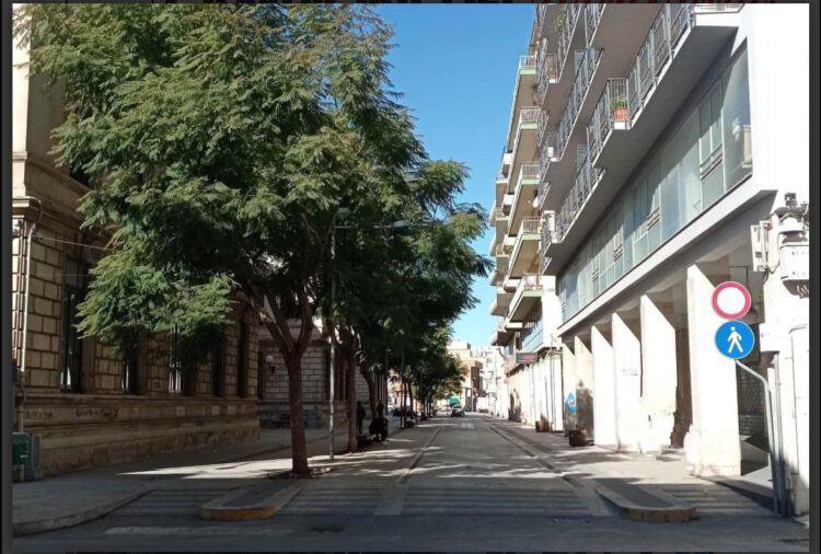 Vittoria, corso Cavour riapre tra le polemiche