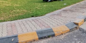 Vittoria, scontro tra un motocarro e una moto: un ferito