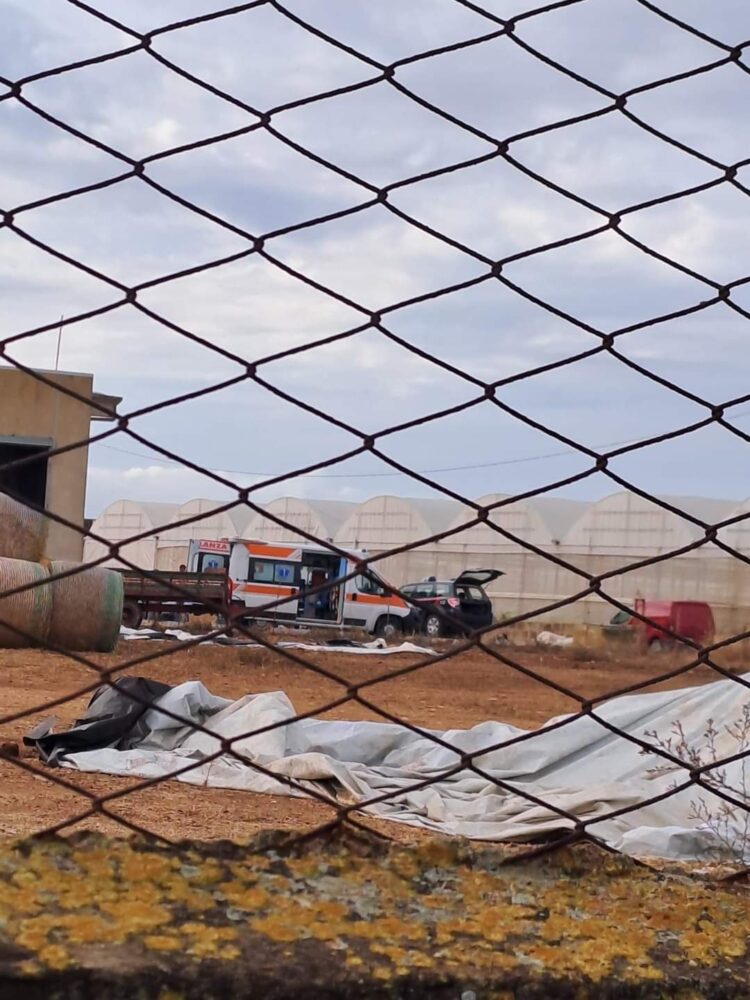 Scicli, muore il tunisino di 41 anni che nel novembre scorso era caduto dal tetto di un capannone