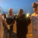 Pozzallo, arrivano i migranti mentre il vescovo e il sindaco sono in barca per la processione a mare di San Giovanni