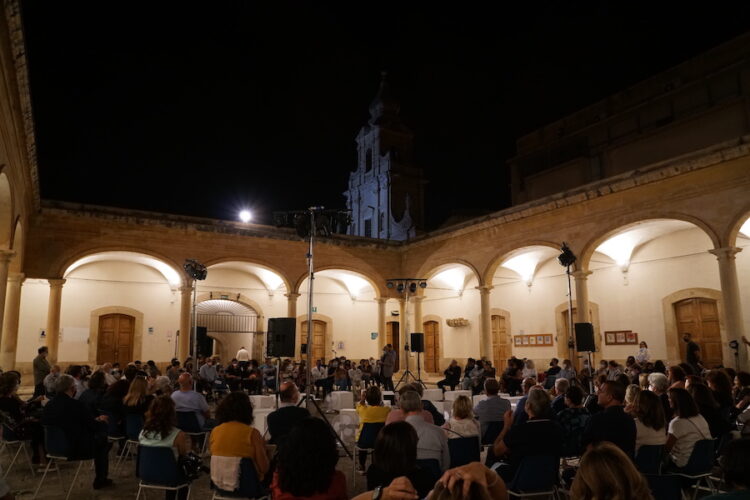 Comiso, ritorna il festival culturale “L’ingegnere di Babele”