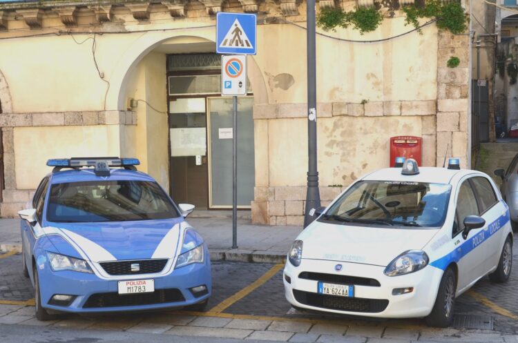 Modica, è guerra ai fracassoni su due ruote: 10 denunce e 6 fermi amministrativa