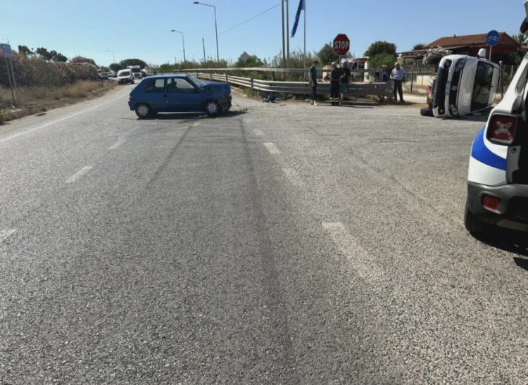Scontro tra auto sulla Marina di Modica-Sampieri, tre feriti