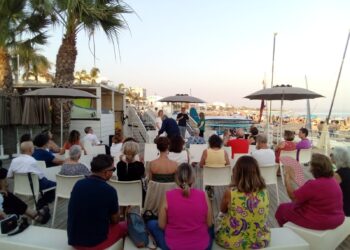 Marina di Ragusa, torna “Al Faro con l’Autore”. Il primo appuntamento è per martedì con Savatteri e Auci