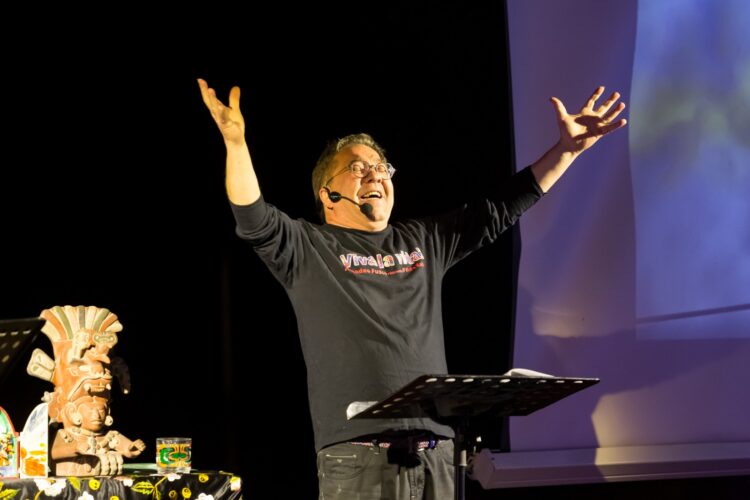 Marina di Ragusa, domani la replica numero 70 di Amedeo Fusco racconta Frida Kahlo